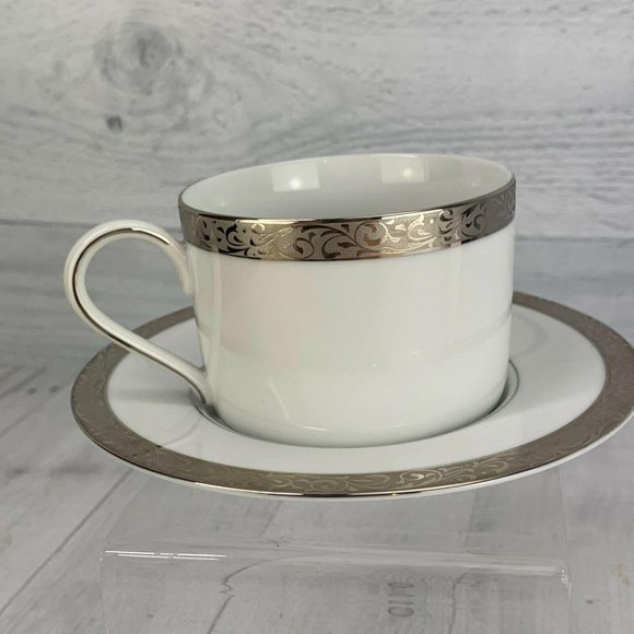 Nikko PLATINUM FILIGREE White Cup Saucer Set - Picture 4 of 9